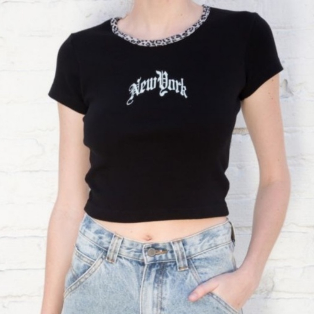 brandy melville ashlyn new york top NWOT